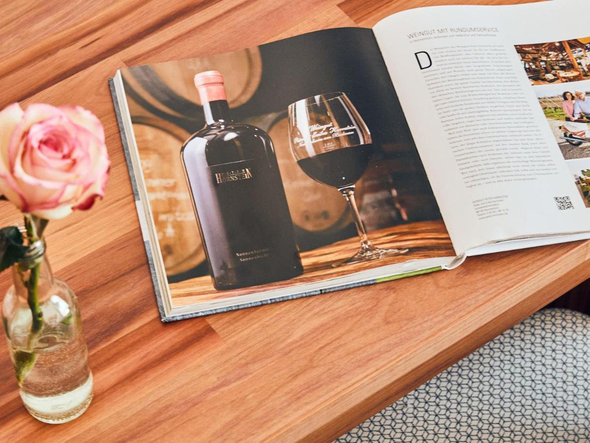 Hotel Hornstein - Weingut, Vinothek & Gastronomie Ноненхорн Екстериор снимка